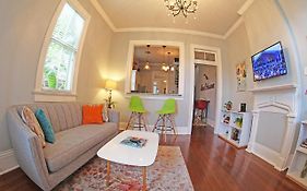 Doctor Gumbo Guesthouse